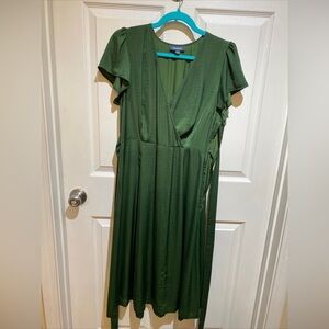 Modcloth Green Silky Wrap Dress Sz L MIDI Fit And Flare Retro Femme Regencycore